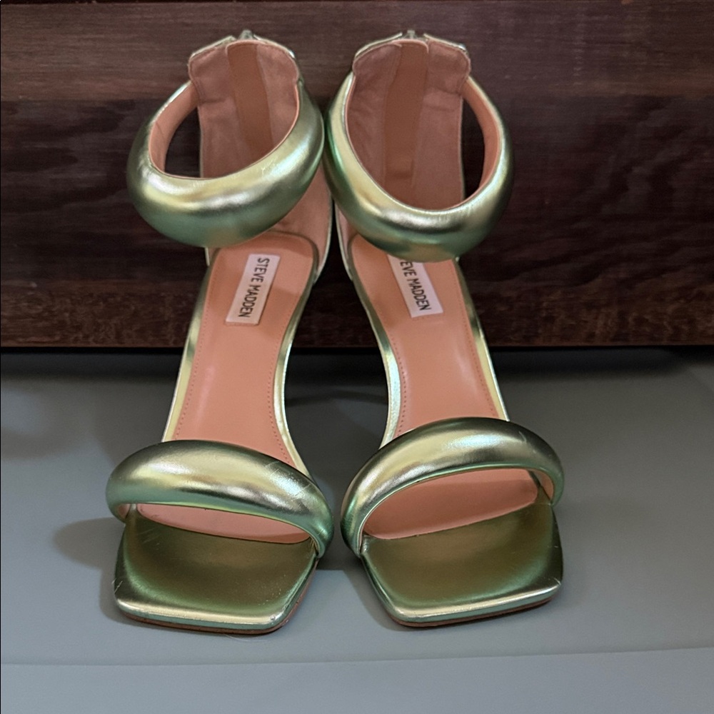 Steve Madden Shiny Green Women's Heels